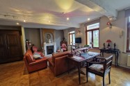 Gallery 01