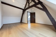 Gallery 01
